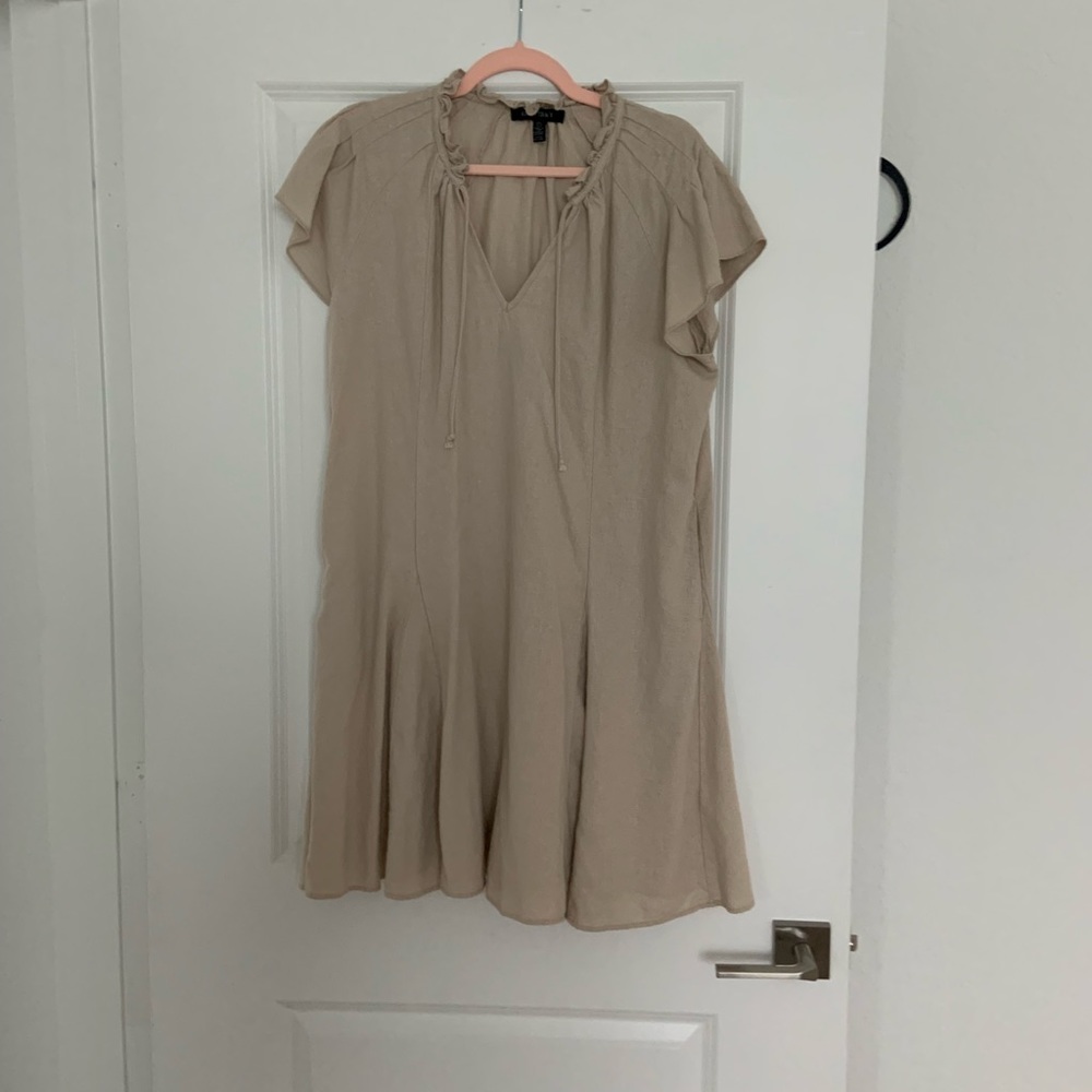 Ellen Tracy Beige Ruffle Sleeve Swing Dress SizeL. L